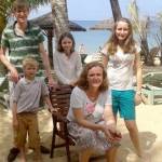 Famille de Madame Elisabeth DE LAUBESPIN - 6 personnes